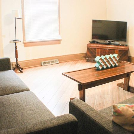 Comfortable Apartment - Pittsburgh'S Little Italy Bagian luar foto